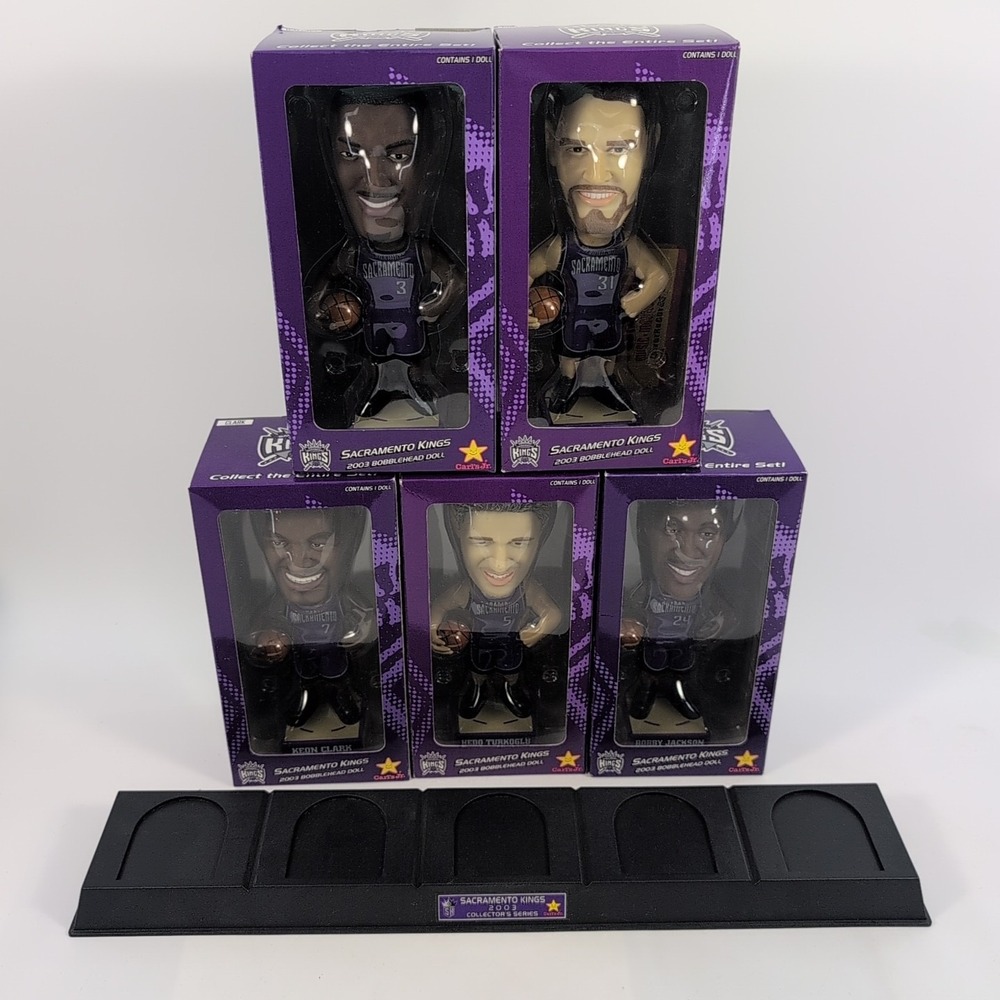 Complete Set of 5 Sacramento Kings Bobble Heads Carls JR Collectible‎ 2003 Stand